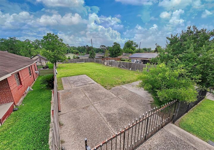 Property Photo:  2819 Hitchcock Street  TX 77093 