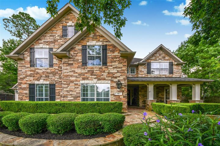 Property Photo: 90 Millsap Circle TX 77382