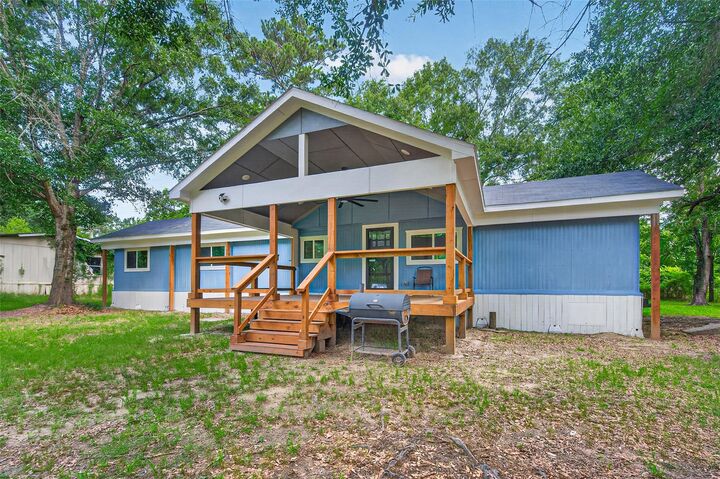 Property Photo:  127 Pine Wood Dr  TX 75862 