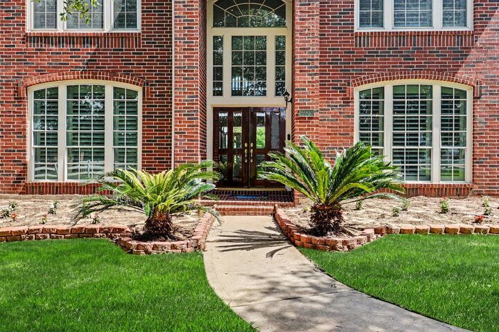 Property Photo:  5903 Waterwalk Court  TX 77469 