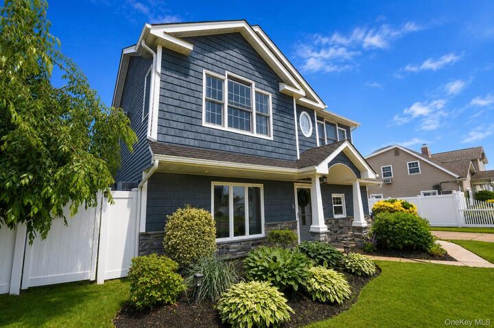 Property Photo:  26 Sycamore Lane  NY 11756 
