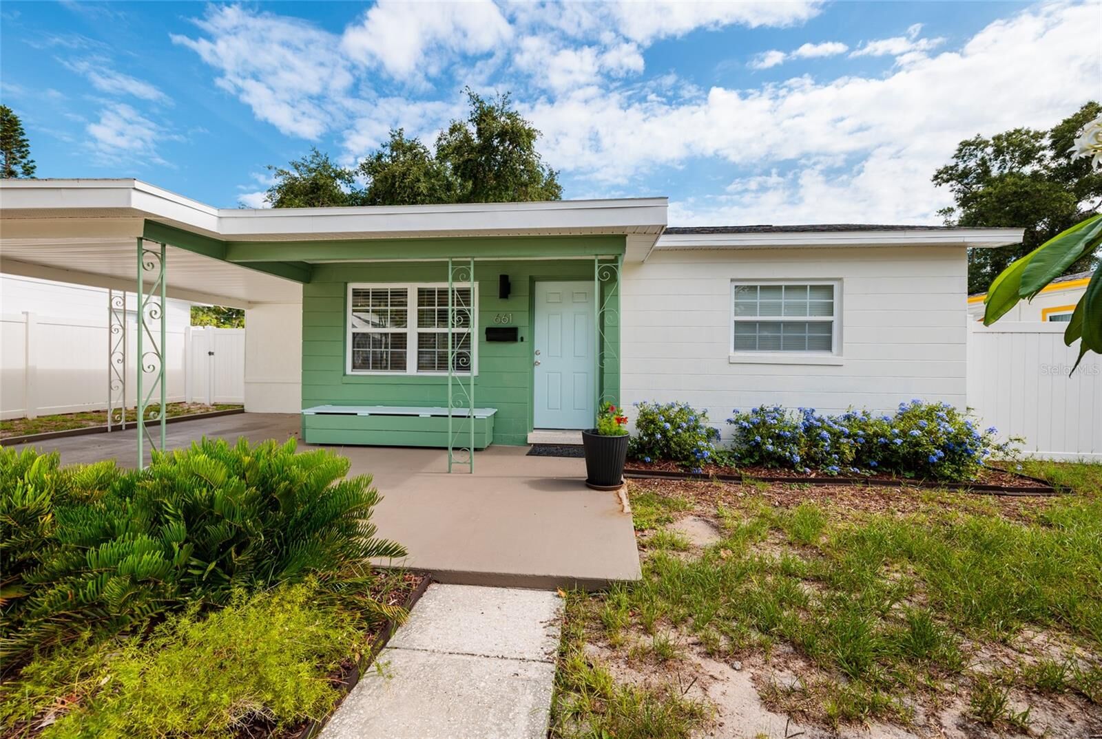 Property Photo:  661 63rd Avenue S  FL 33705 