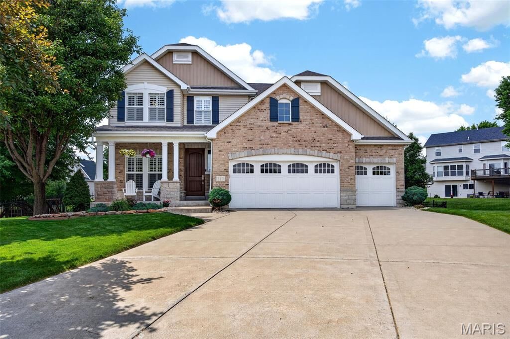 Property Photo:  317 Quail Hollow Drive  MO 63368 