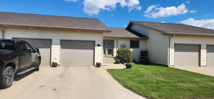 Property Photo:  615 34th Ave SW Unit A  ND 58701 