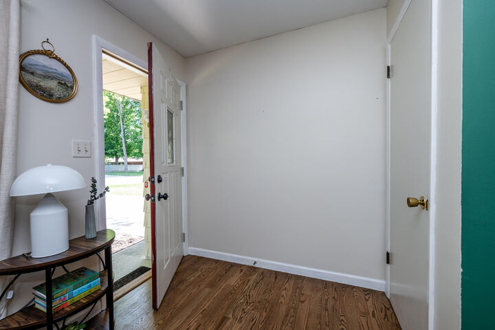 Property Photo: 1738 Maiden Lane MI 49085