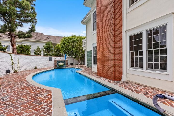 Property Photo:  2 Belcourt  CA 92660 