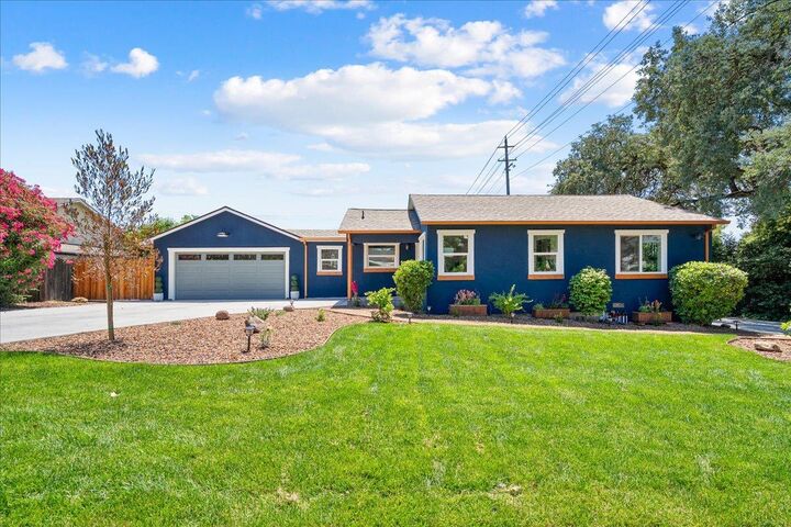 Property Photo:  7104 Cardinal Road  CA 95628 