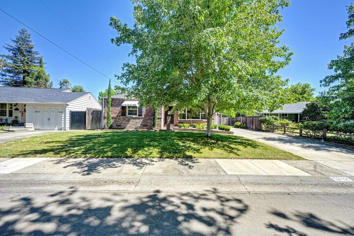 Property Photo:  5712 McAdoo Avenue  CA 95819 