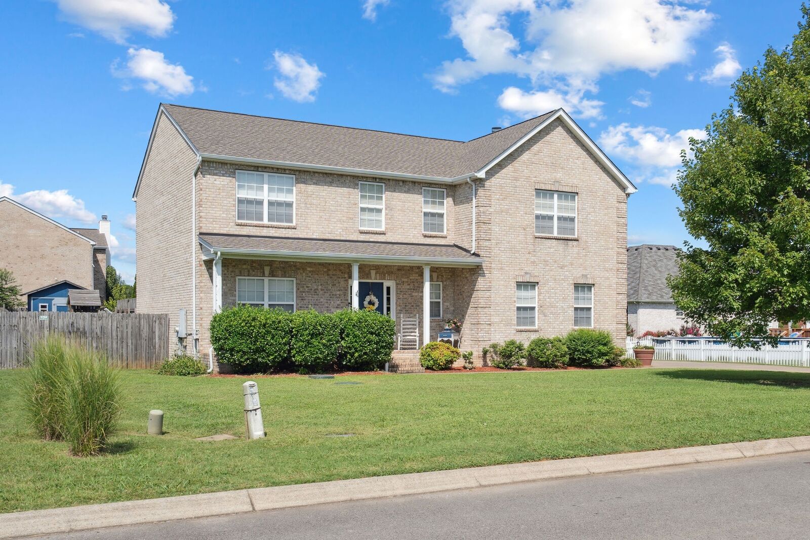 Property Photo: 308 Brickle Dr TN 37128