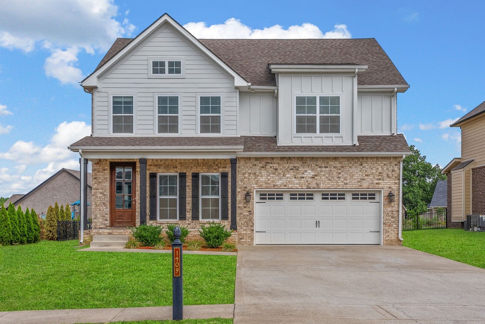 Property Photo: 1409 Hereford Blvd TN 37043