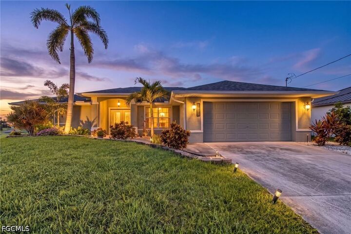Property Photo: 1305 SW 24th Street FL 33991