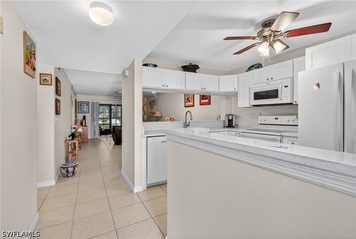Property Photo:  5725 Foxlake Drive 5  FL 33917 