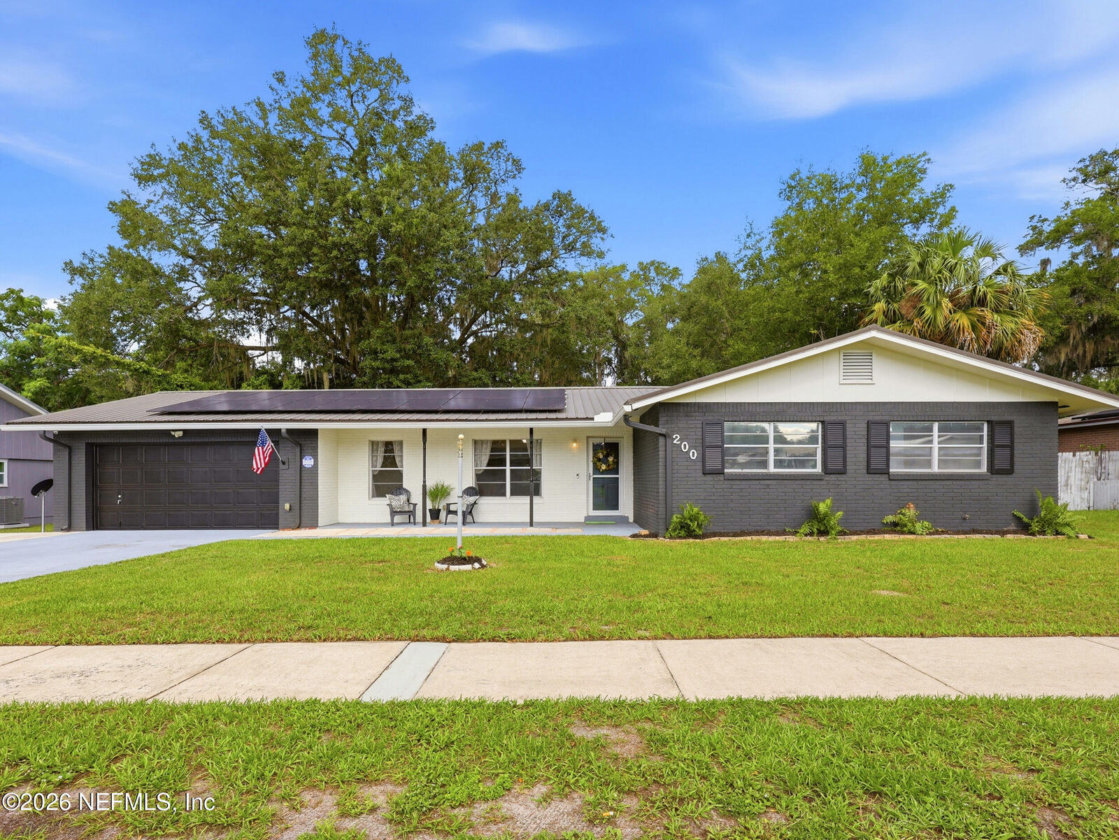 Property Photo: 200 Mango Drive FL 32177