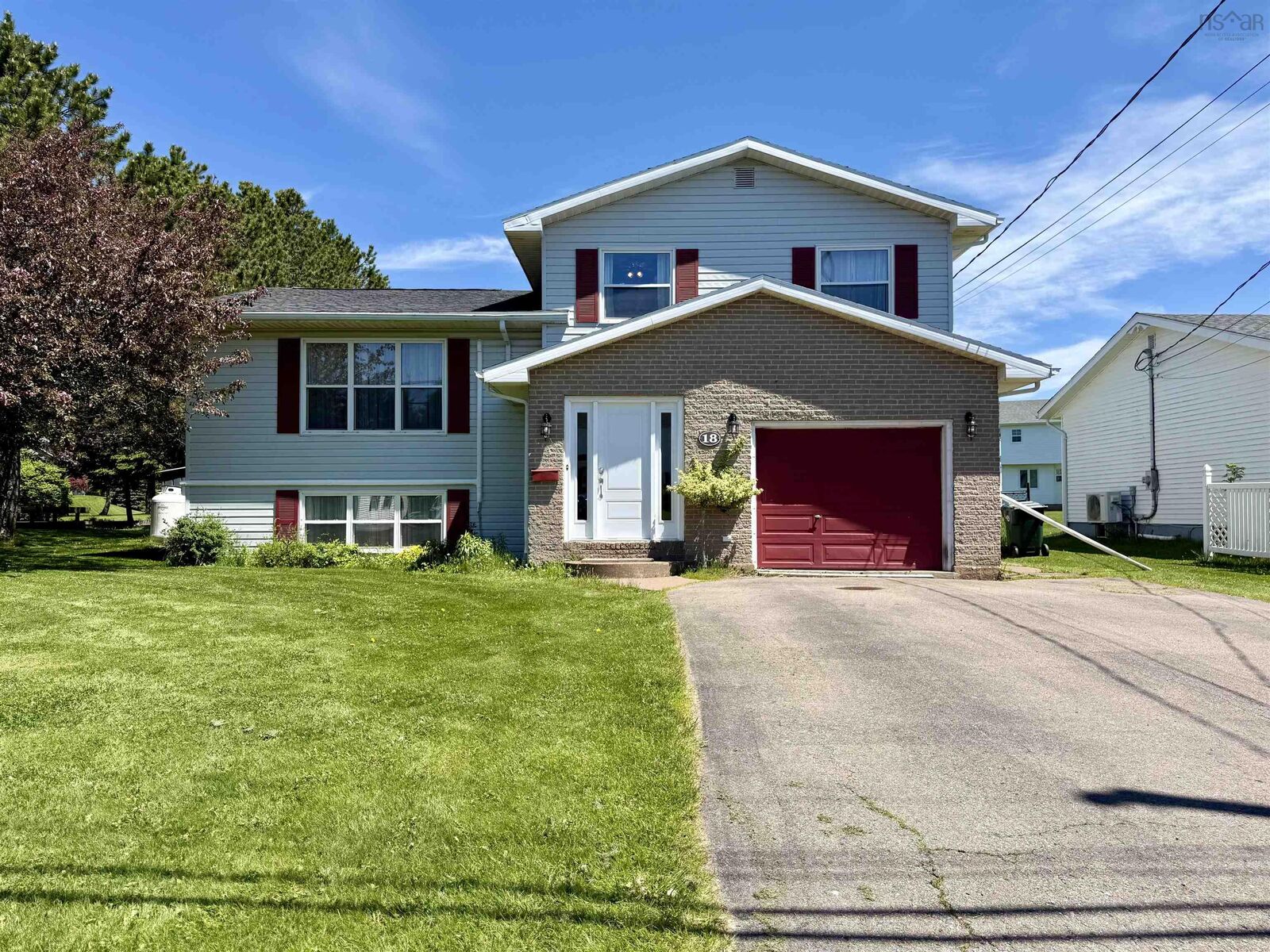 Property Photo:  18 Fletcher Drive  NS B4H 4M4 