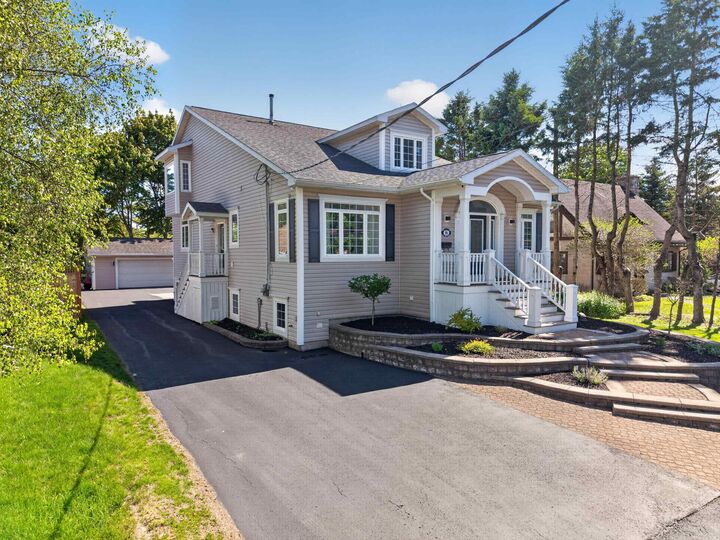 46 Smith Avenue — photo 1