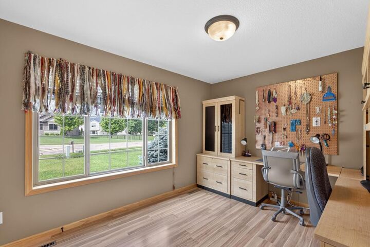 Property Photo: 2823 Dunlap Lane SE MN 55904