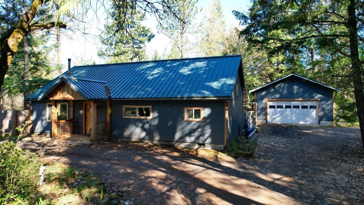 Property Photo: 1760 Mill Creek Drive OR 97536