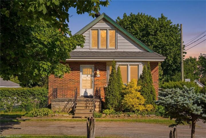 Property Photo:  352 Parkside Drive  ON L0R 3H0 