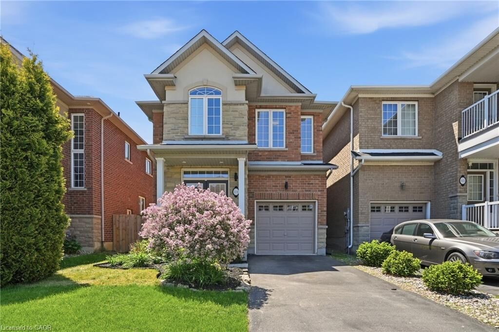 Property Photo:  111 Greenstem Crescent  ON L8E 0A8 