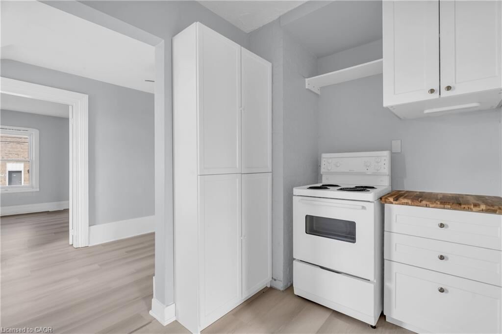 Property Photo:  57 Beverly Street 201  ON N1R 3Z6 