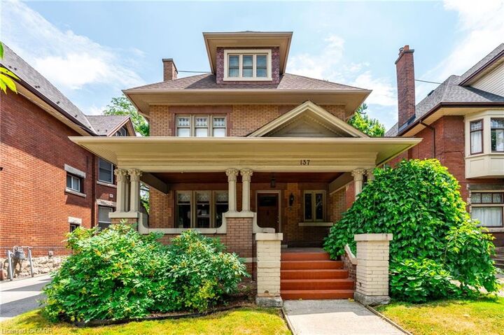 Property Photo:  137 Sherman Avenue S 2  ON L8M 2R1 