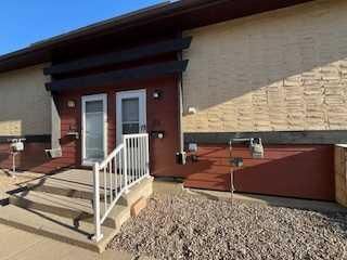 Property Photo:  5 Acadia Road W 61  AB T1K 4C1 