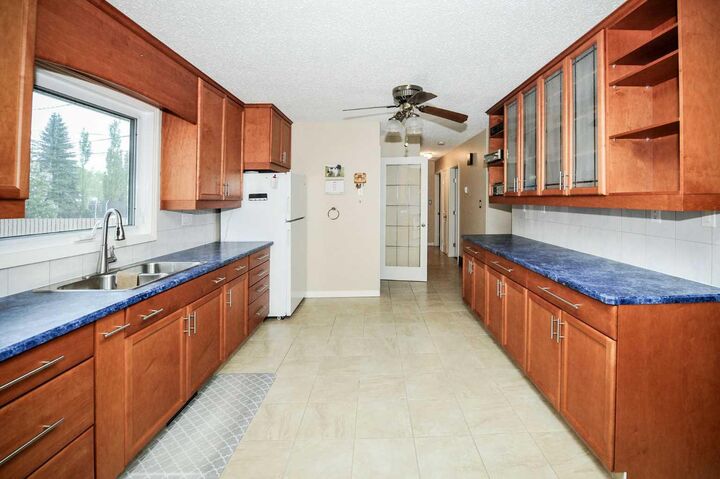 Property Photo: 4513 67 Street AB T4V 2P8