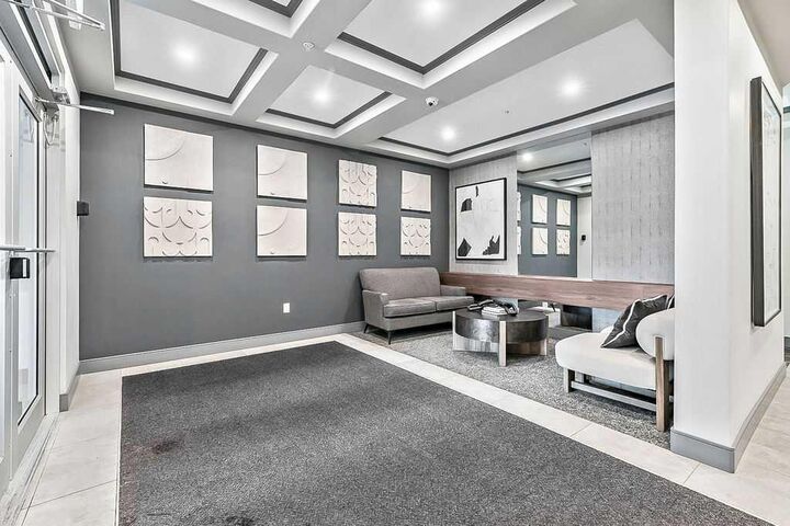 Property Photo: 8355 19 Avenue SW 302 AB T3H 6G3