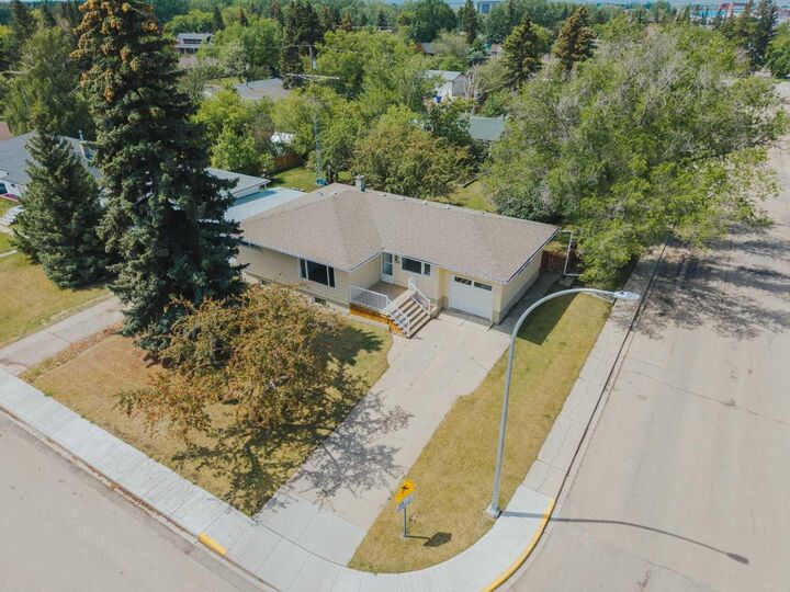 Property Photo:  5202 56 Avenue  AB T4H 1H8 
