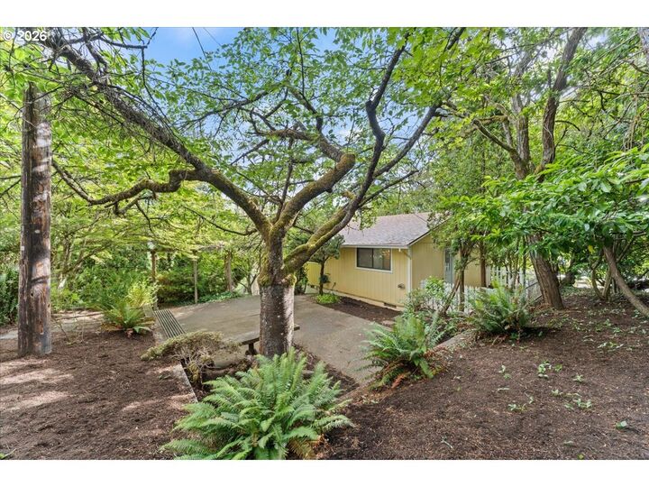 Property Photo: 16148 Pearcy St OR 97034