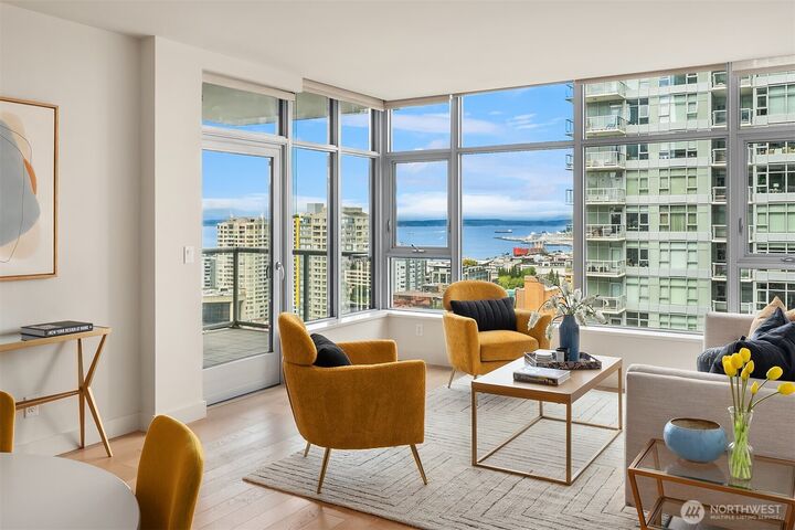 Property Photo:  588  Bell Street 2408S  WA 98121 