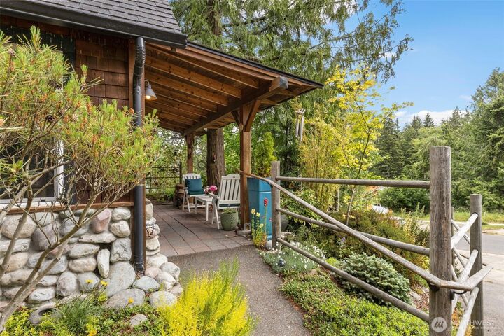 Property Photo:  2437  Eddy Street  WA 98368 