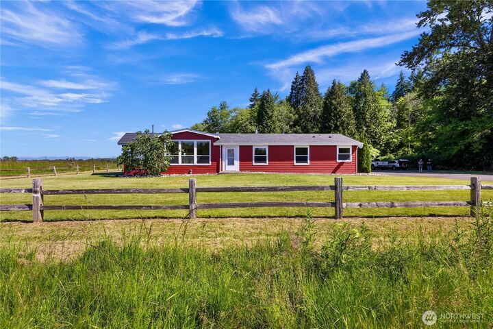Property Photo:  4004  Brown Road  WA 98248 