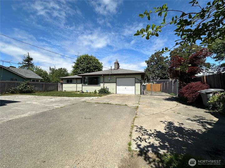 Property Photo: 1336 S 279th Street WA 98198