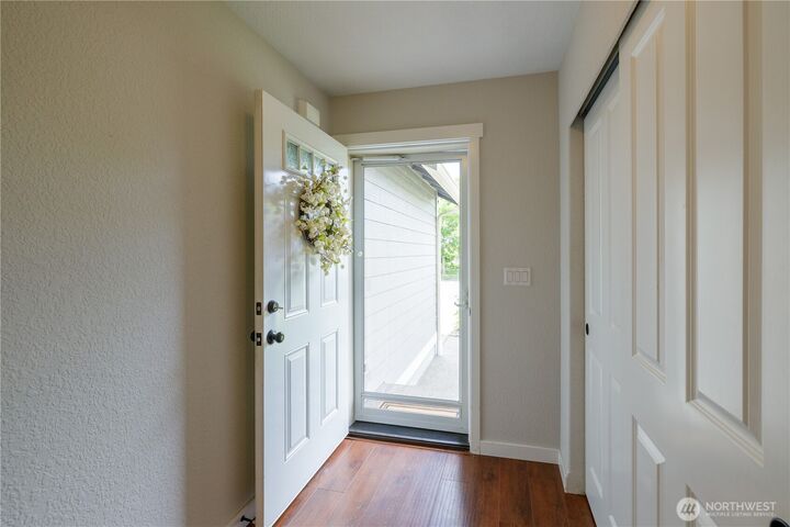 Property Photo:  2027  Stillwater Avenue NW  WA 98502 