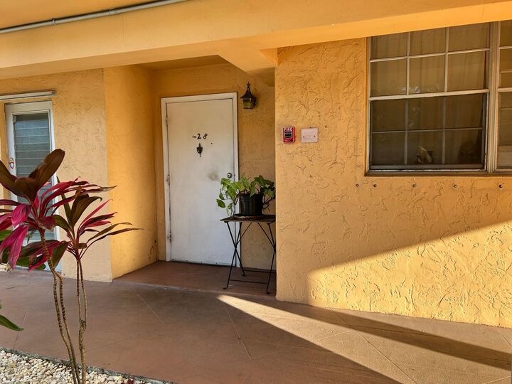 Property Photo: 4500 N Federal Highway FL 33064