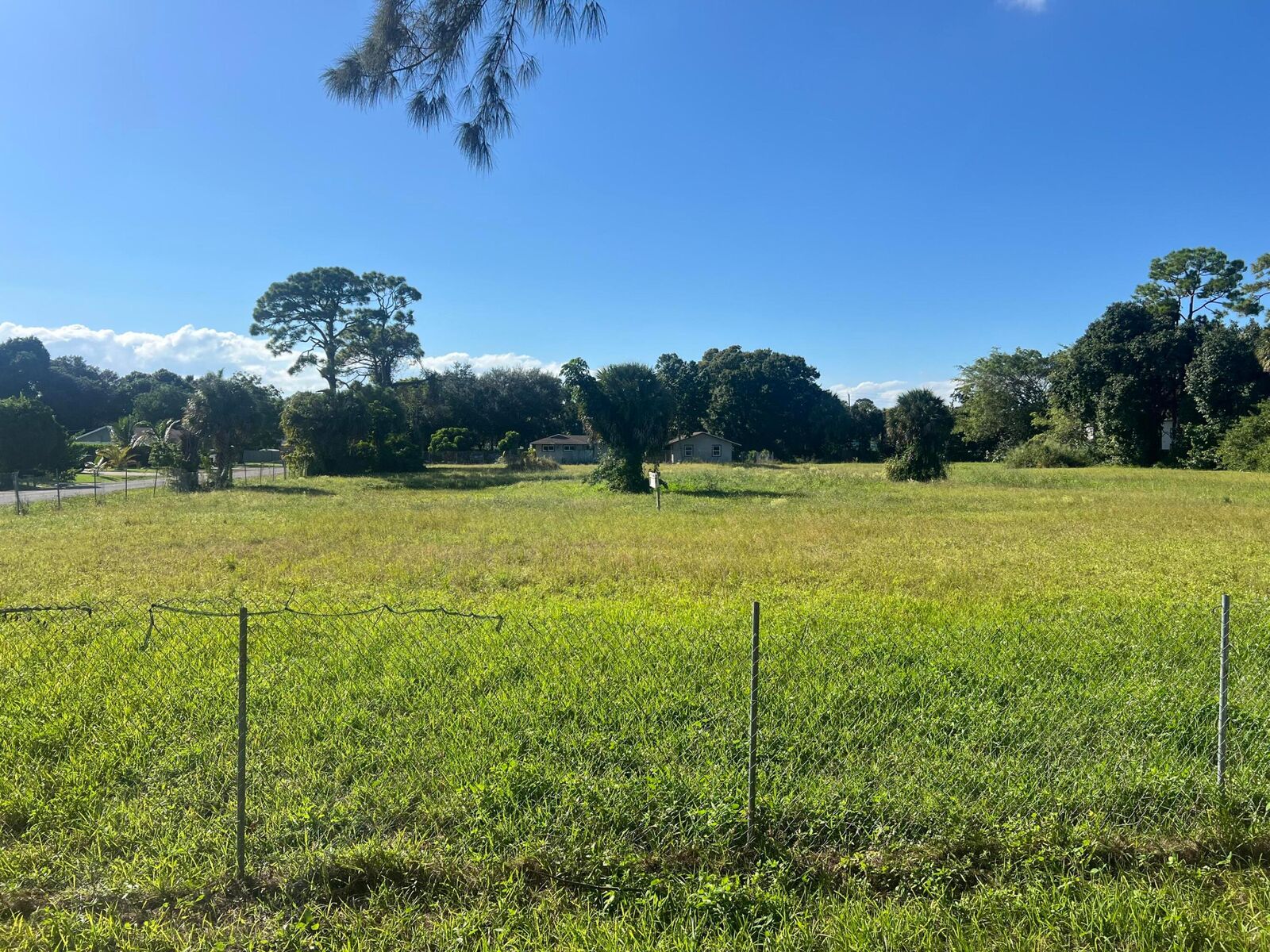 Property Photo:  0000 Pineridge Lane  FL 33417 
