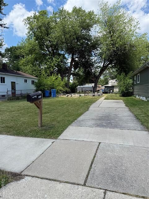 Property Photo:  18720 Powers Avenue  MI 48125 