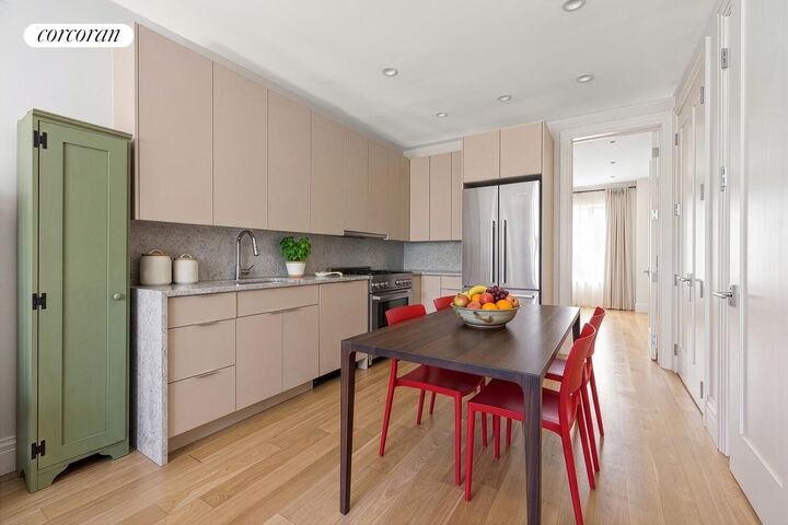 Property Photo:  680 Greene Avenue 3  NY 11221 