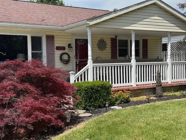 Property Photo:  318 E South Street  IN 47330 