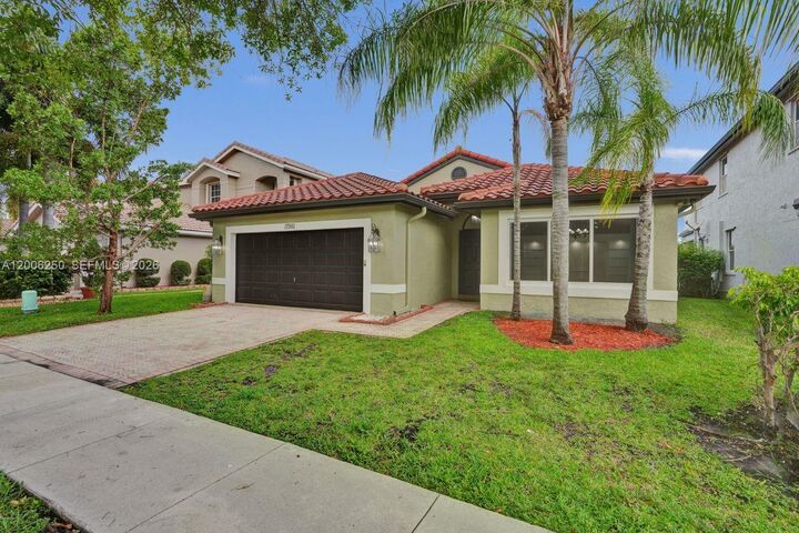 Property Photo:  17961 SW 27th St  FL 33029 