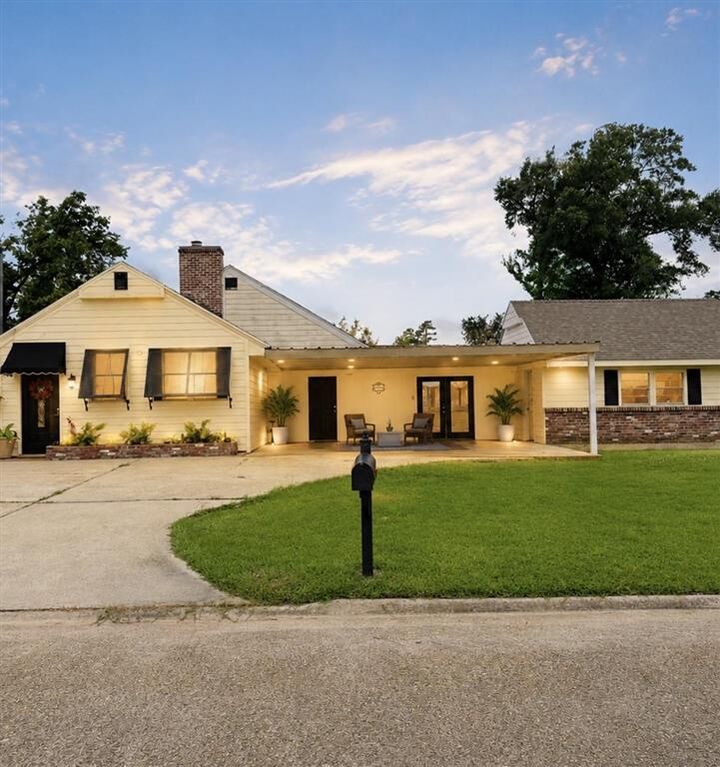 Property Photo: 829 Terry Lane LA 70605