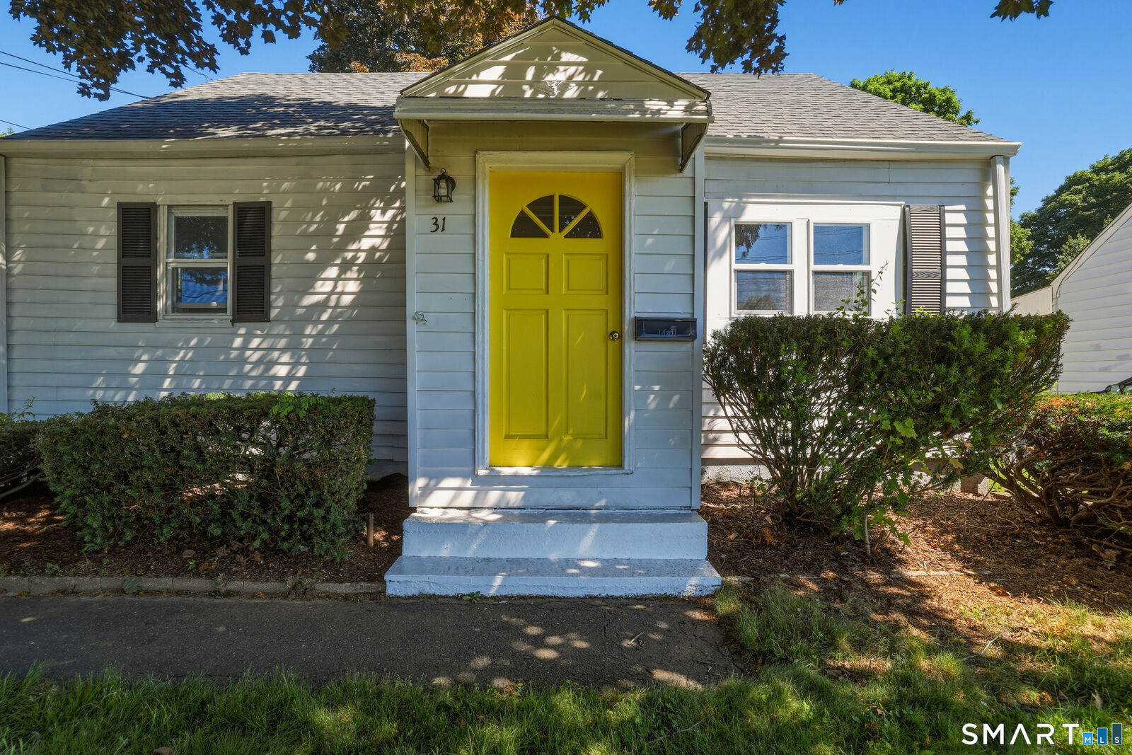 Property Photo:  31 Alexander Road  CT 06053 
