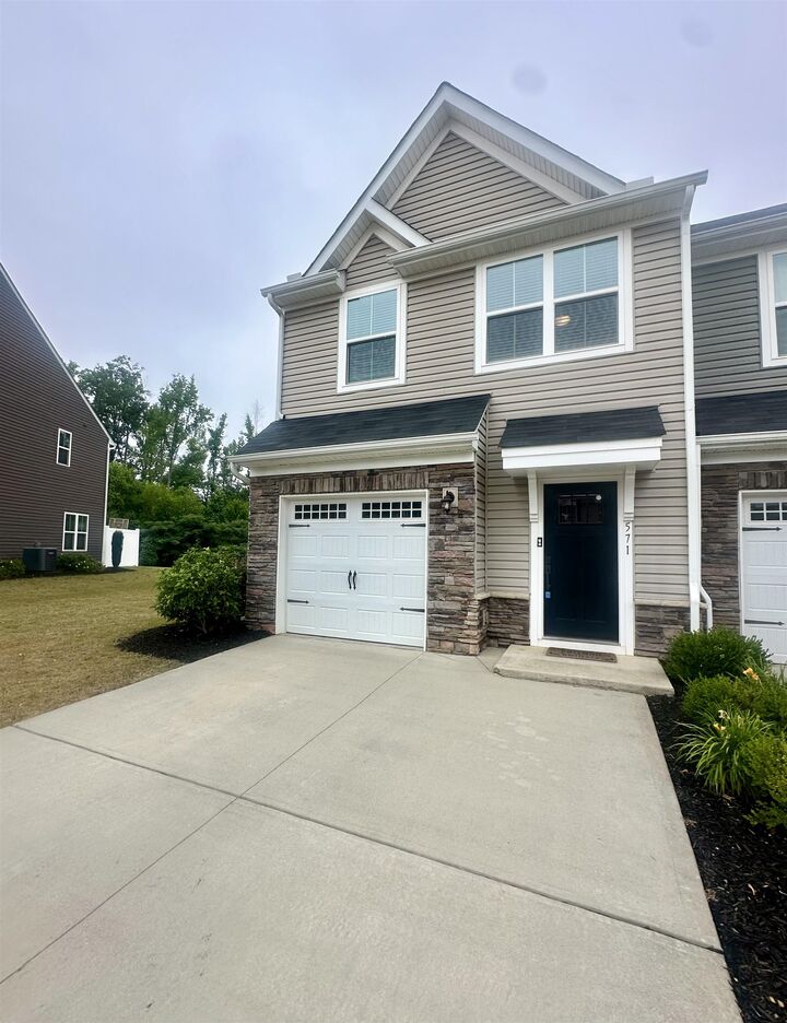 Property Photo:  571 Preakness Run  SC 29301 