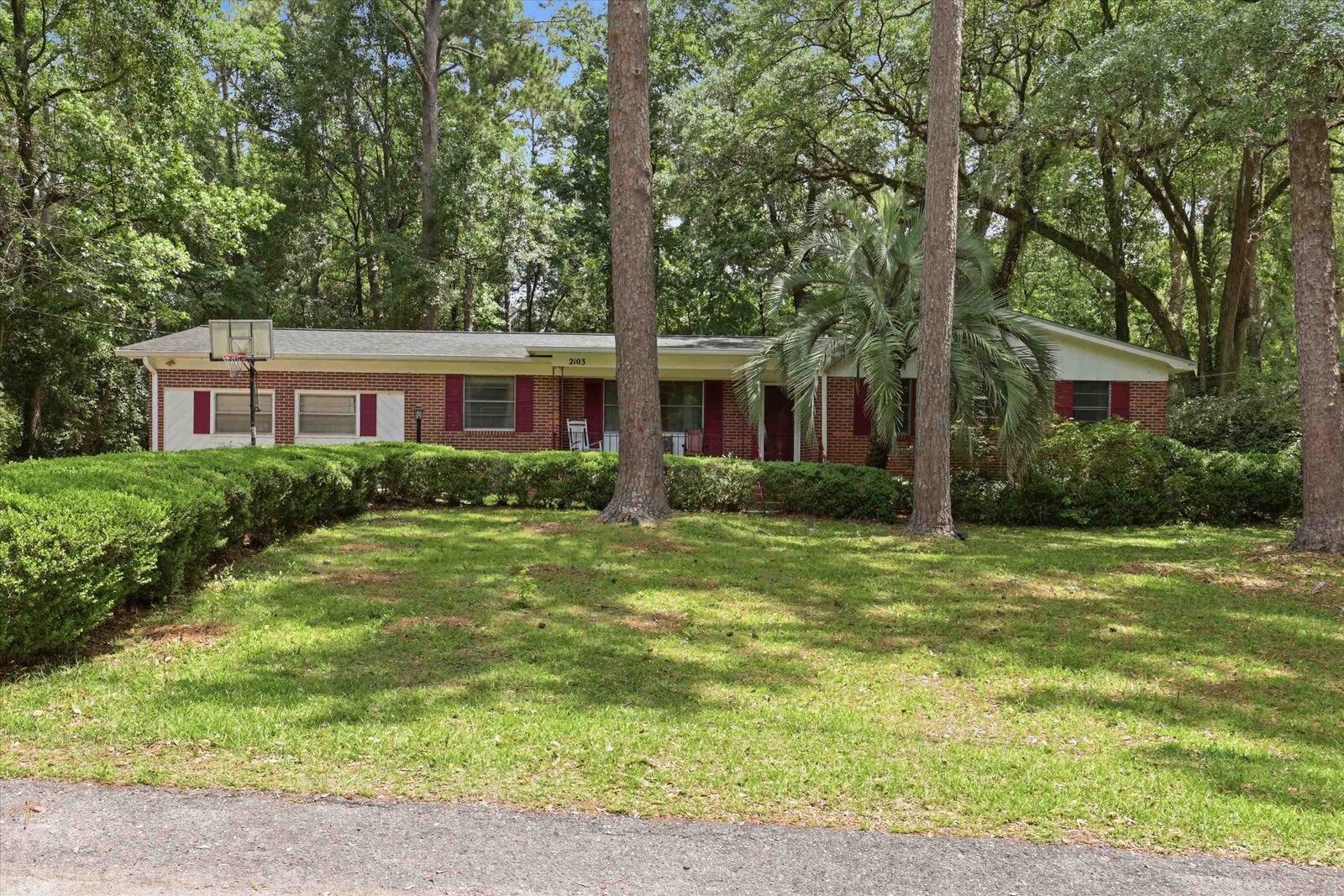 Property Photo:  2103 Great Oak Drive  FL 32303 