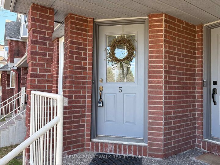 Property Photo: 5 Briston Private ON K1G 5P6