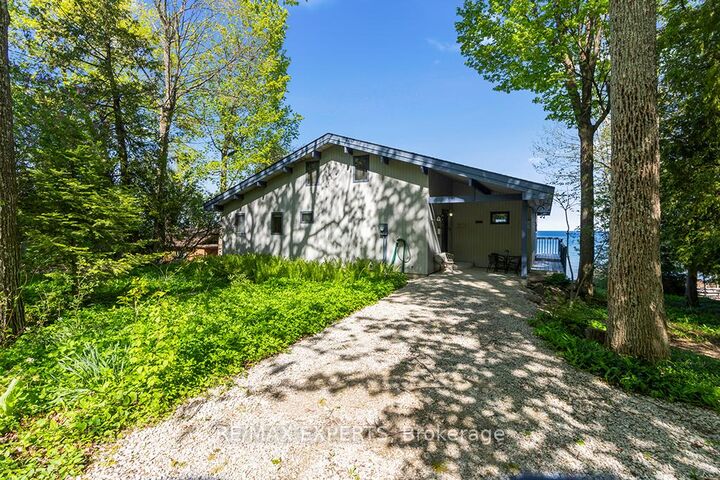 Property Photo: 341 Cedar Avenue ON N4L 1E5