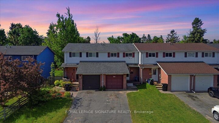 54 Scott Crescent — photo 1