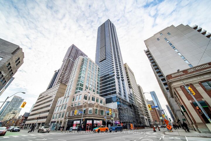 395 Bloor Street E 2407 — photo 1