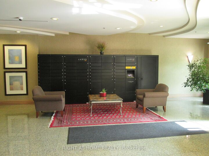 Property Photo: 233 Beecroft Road 111 ON M2N 6Z9